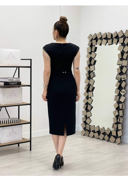 Atlas Kumaş Omuz Taşlı Püsküllü Elbise - Siyah indirimleri