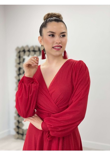 Simli Tül Kumaş Kuşaklı Kiloş Elbise - Kırmızı modelleri