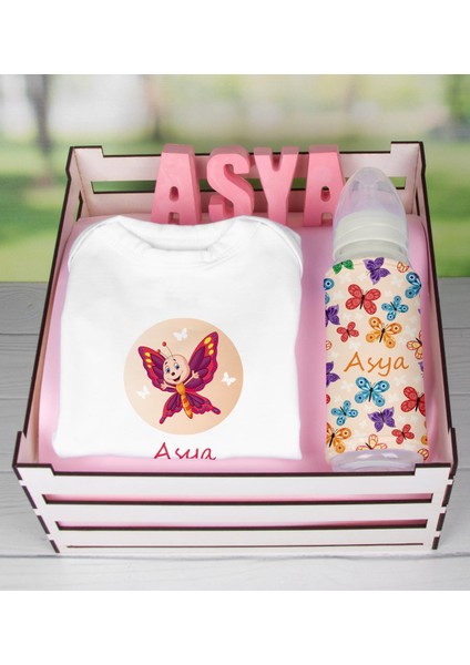 Ahşap Sandıkta Kişiye Özel Zıbın Biberon Ve Taş İsimlik Bebek Seti 109487