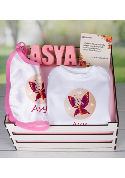 Ahşap Sandıkta Kişiye Özel Zıbın Önlük Ve Taş İsimlik Bebek Seti 109463