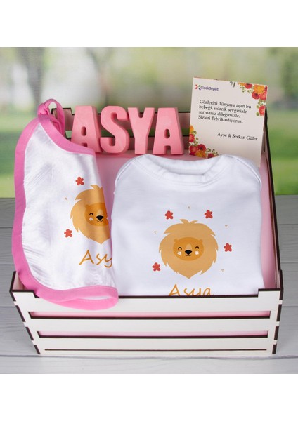 Ahşap Sandıkta Kişiye Özel Zıbın Önlük Ve Taş İsimlik Bebek Seti 109468
