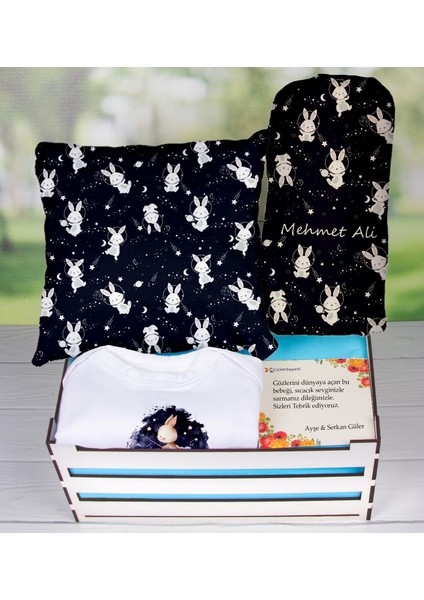 Ahşap Sandıkta Kişiye Özel Zıbın Yastık Ve Battaniye Bebek Seti 109627