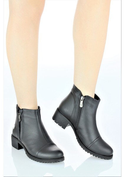 Kadın Deri Klasik Tarz Alçak Topuklu Yarım Bot M23-KB1080 modelleri