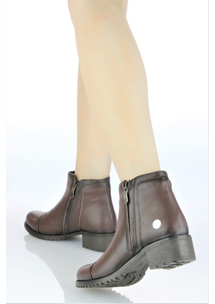 Kadın Deri Klasik Tarz Alçak Topuklu Yarım Bot M23-KB1080 indirimleri