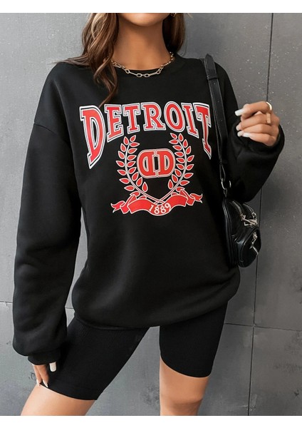 Kadın Detroit Baskılı Oversize Sweatshirt fırsatları