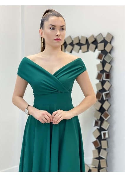 Kayık Yaka Midi Elbise - Zümrüt Yeşil fırsatları