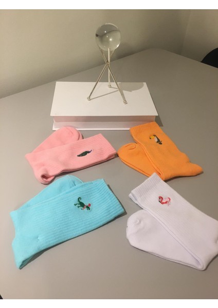 4'lü Unisex Desenli Kolej Çorap (Extra Soft)