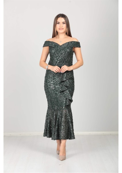 Kayık Yaka Eteği Volanlı Fırfır Detaylı Payet Elbise - Zümrüt