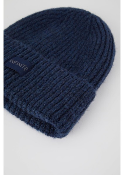 Erkek İşlemeli Triko Bere U9177AZ22WN fiyatları