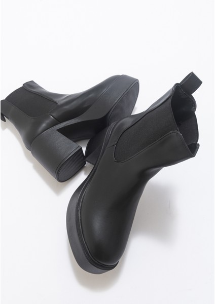 Aback Siyah Cilt Kadın Bot fiyatları