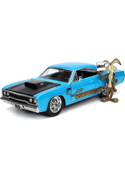 Looney Tunes Road Runner 1970 Plymouth 1:24 Ölçek Araba, Figür 7cm fiyatları