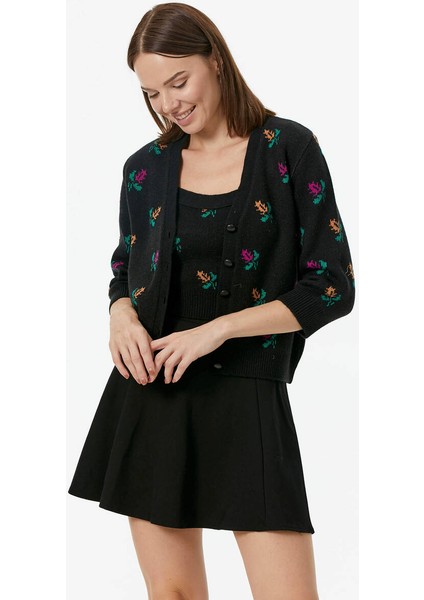 Çiçek Motifli Crop Triko Takım - Siyah