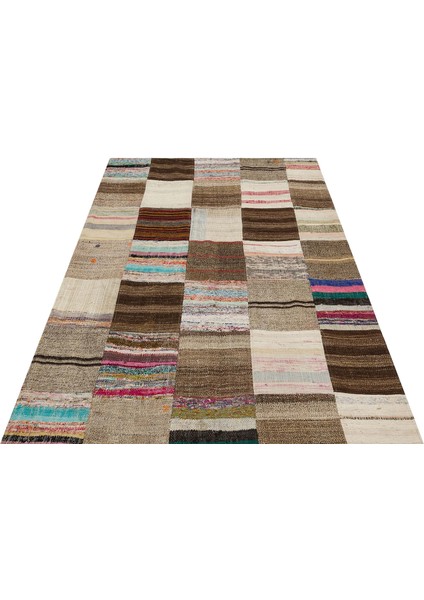 Eşsiz Anadolu Patchwork Eskitme El Dokuma Halı 140 x 203 cm 6108