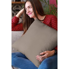 RugViva 43 x 43 cm Vizon Çift Taraflı Tay Tüyü Döşemelik Premium Kumaş Dekoratif Kırlent Yastık Kılıfı KRL008