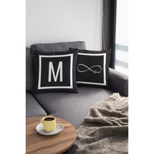 RugViva 43 x 43 cm Siyah Premium Kumaş Tay Tüyü Döşemelik Dekoratif Çift Taraflı M Harfli Kırlent Kılıfı KRL607