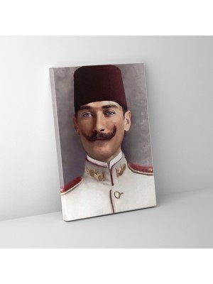 Haydi Dekor Kırmızı Kalpaklı Askeri Üniformalı Atatürk Kanvas Tablo