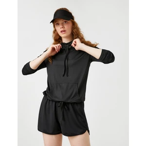 Dik Yaka Spor Sweatshirt
