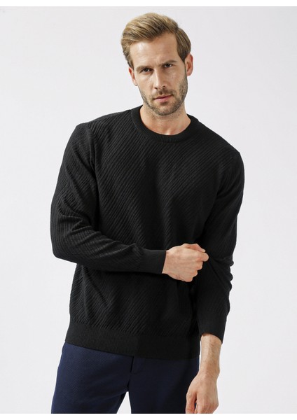 O Yaka Armürlü Siyah Erkek Kazak TR2013700255