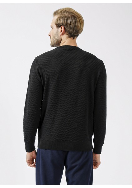 O Yaka Armürlü Siyah Erkek Kazak TR2013700255 fırsatları