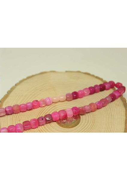 Akik Taşı Küp Şekilli Kolye 7-8mm Aralığı (Klipsli) (23820) fiyatları