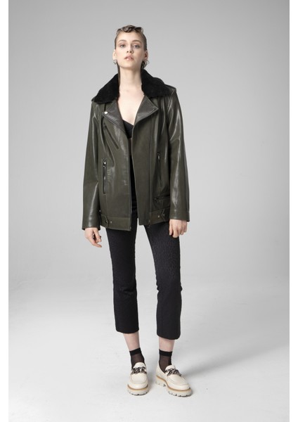 WM020 Savaki Gerçek Deri Yaka Kürklü Kadın Mont indirimleri