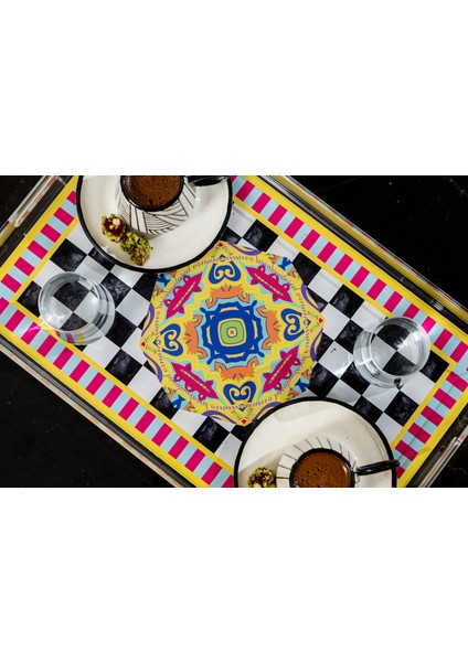 Şeffaf Akrilik Desenli Dikdörtgen (Büyük Boy) Tepsi 40X25 cm