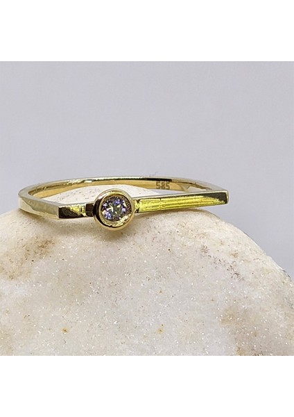 0,25CT Pırlanta Montörü(Signty Taşlı)Kare Kol Tasarım 14 Ayar Altın Hediye Kadın Modern Tektaş Yüzük