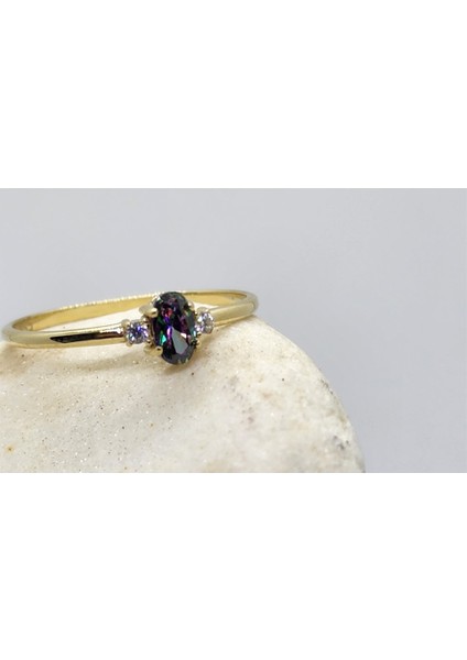 Altın Yüzük - 0,30CT Aleksandrit 0,10CT Pırlanta(Signty Taşlı)Minimal Oval Taşlı Tria Pırlanta 14 Ayar Altın Yüzük fırsatları
