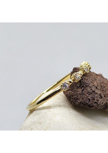 Yarım Tur Altın Yüzük - 14 Ayar Altın 0.45 Karat Beş Taş Zirkon Taşlı Minimal Yüzük - Altın Yüzük modelleri