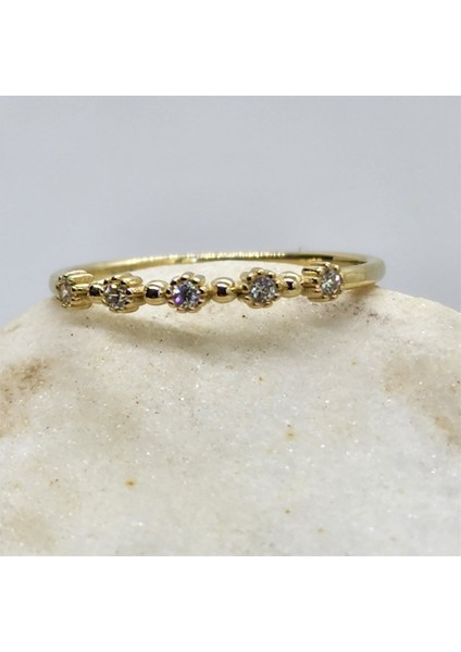 Yarım Tur Altın Yüzük - 14 Ayar Altın 0.45 Karat Beş Taş Zirkon Taşlı Minimal Yüzük - Altın Yüzük fırsatları