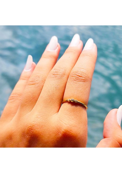 Gümüş Yüzük - Tria Swarovski Taşlı Modern Evlilik Teklifi Yüzüğü - Minimal Hediyelik Gümüş Yüzük