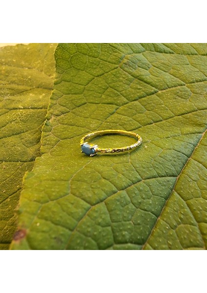 Gümüş Yüzük - 0.35 Karat Firuze Taşlı Eskitme Minimal Tasarım 925 Ayar Gümüş Yüzük - Hediyelik Yüzük modelleri