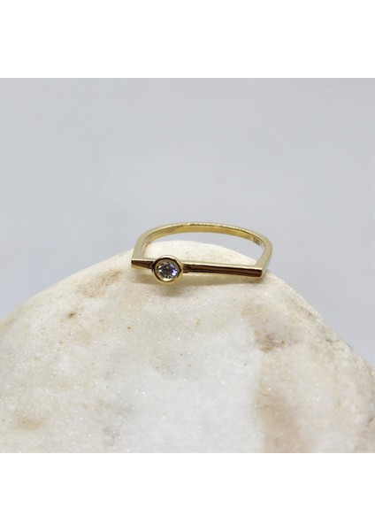 Gümüş Yüzük - 0.25CT Pırlanta Montörü (Swarovski) Taşlı Kare Kol Tasarım 925 Ayar Gümüş Tektaş Yüzük fırsatları