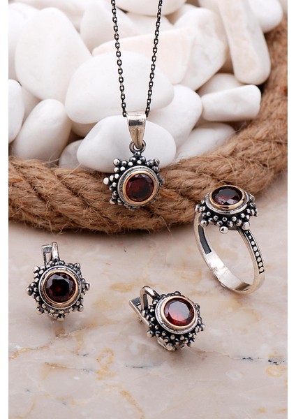 Granat Taşlı Gümüş Set 2564