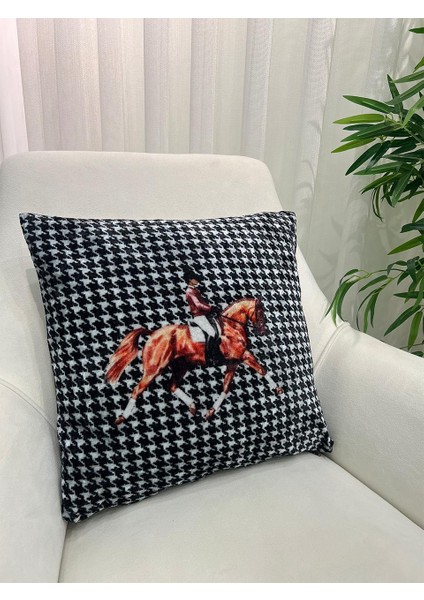 %100 Kadife At Desenli Kırlent Yastık Kılıfı (Siyah-Beyaz) modelleri