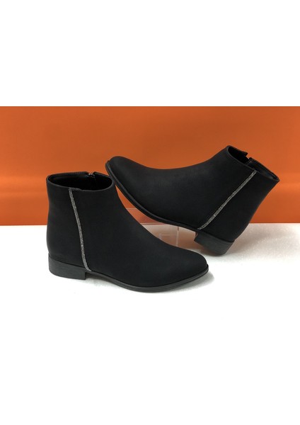 Taş Şeritli Kısa Düz Taban Bayan Boti Bot