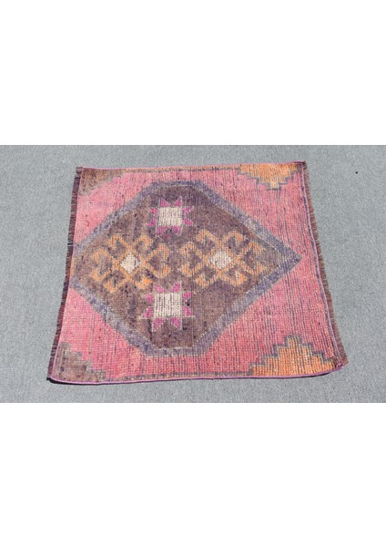 Türk Halısı, Eskitme Halı, Halı, 90X93 cm Pempe Halı, Organik Hediyelik Halı, El Yapımı Mutfak Halı, fırsatları