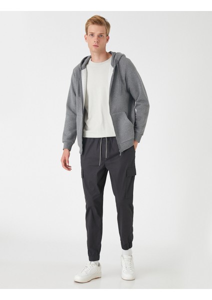 Fermuarlı Kapşonlu Sweatshirt fiyatları