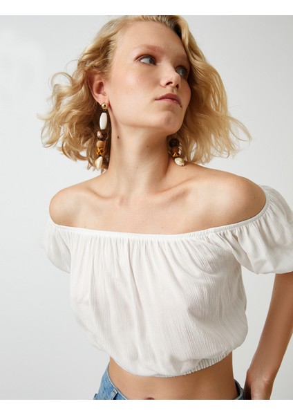 Koton Crop Bluz Omzu Açık