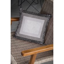 RugViva Tay Tüyü Dokuma Premium Kumaş Çift Taraflı Kırlent Yastık Kılıfı Klasik Çerçeveli 43X43 Cm KRL365