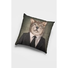 RugViva Premium Tay Tüyü Dokuma Kumaş Çift Taraflı Kıyafetli Kurt Kırlent Kılıfı 43X43 Cm KRL957