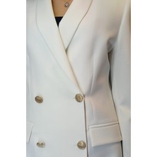 Oyya Kadın Ekru Gold Düğmeli Astarlı Blazer Ceket YY101029