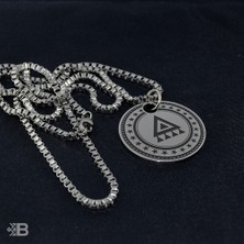 Beymarka Selçuklu Tılsım Motifli Yuvarlak Çelik Kolye