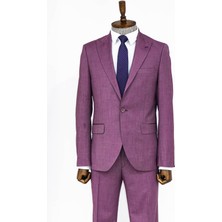 Mor Desenli Iki Parça Takım Elbise