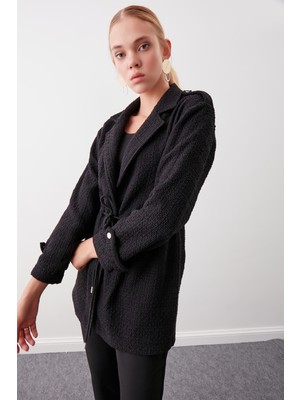 Vitrin Beli Büzgü Detaylı Ceket