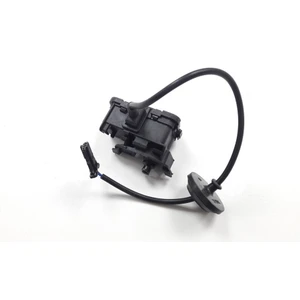 Vw Volkswagen Polo 2010-2014 Yakıt Depo Kapağı Merkezi Kilitleme Motoru 6R0810773F