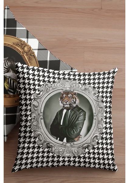 Tay Tüyü Dokuma Kıyafetli Hayvanlar Kaplan Premium Kumaş Çift Taraflı Kırlent Kılıfı 43X43 Cm KRL942 fiyatları