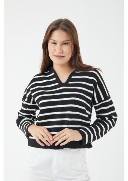 Kadın Çizgili Polo Yaka Triko Kazak modelleri