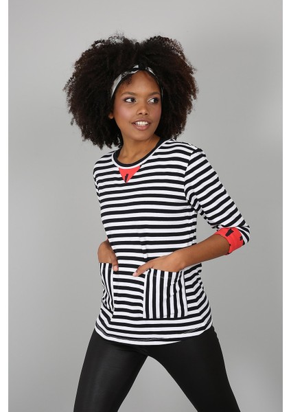 Çizgi Desenli Bisiklet Yakalı Cepli Sweatshirt