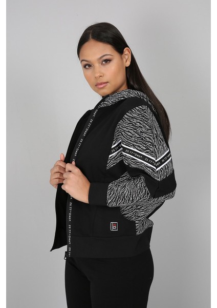 Desenli Yarasa Kollu Kapüşonlu Fermuarlı Sweatshirt fırsatları